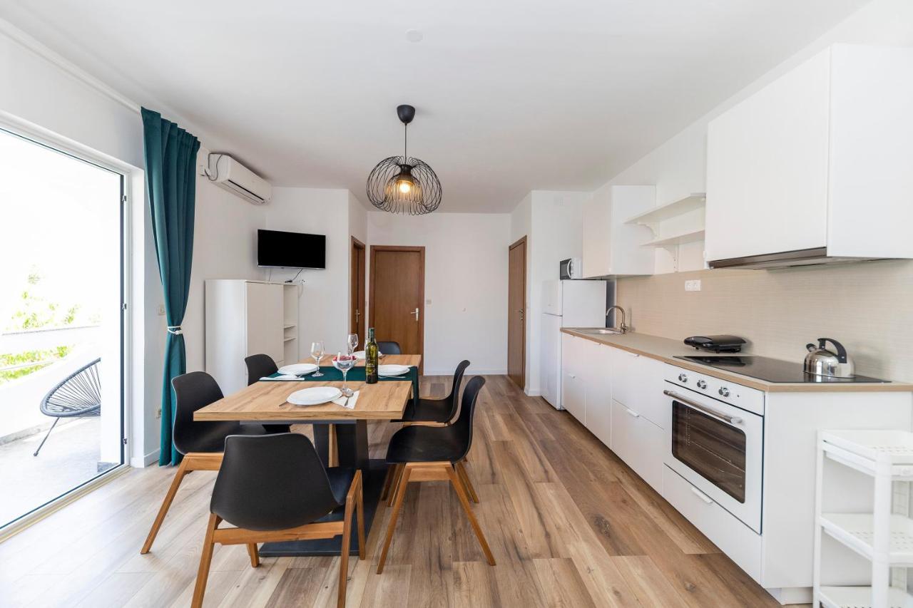 Apartmani Maestral Dobropoljana Eksteriør billede